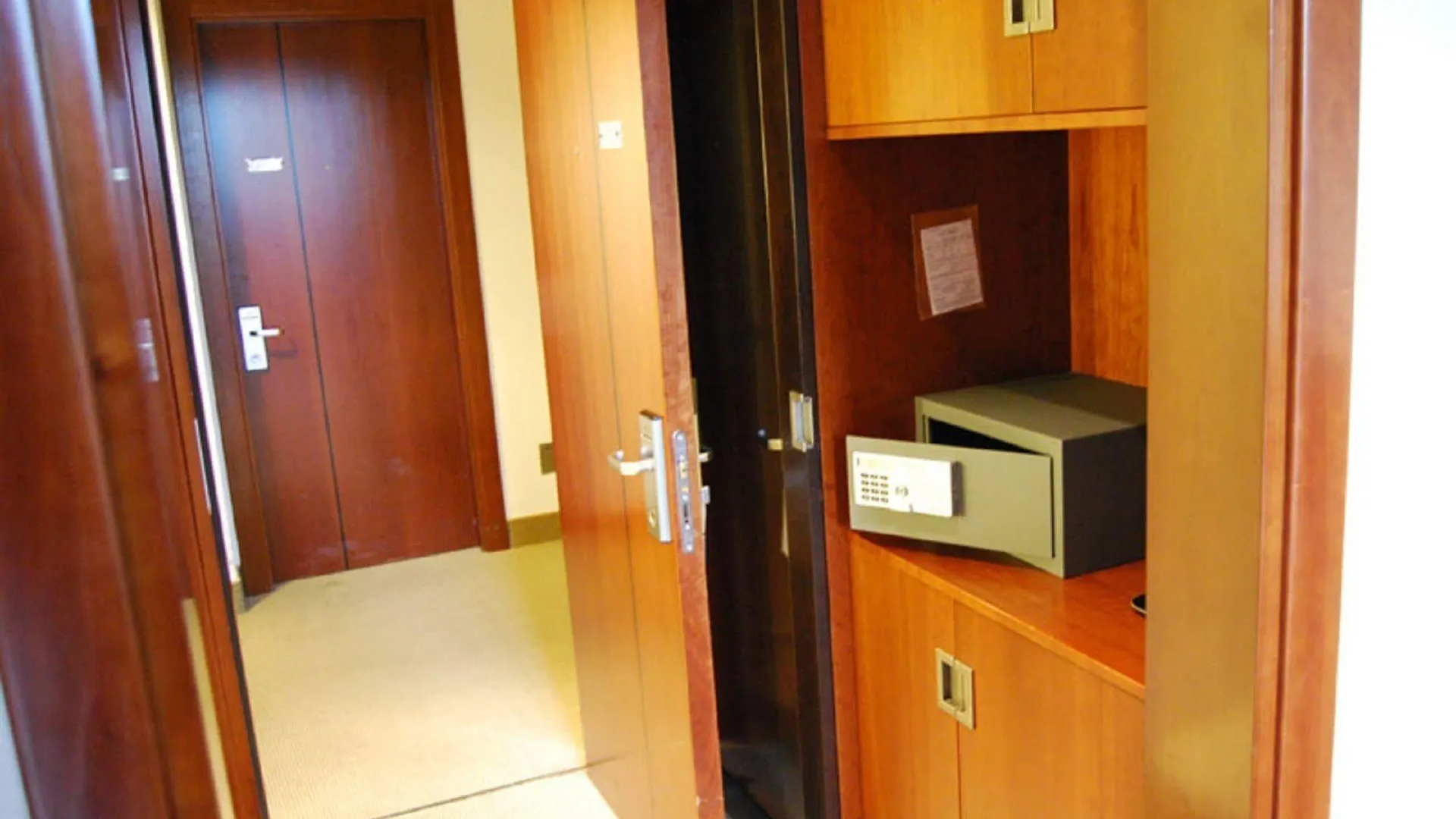 Flyon Hotel & Conference Center Bolonha