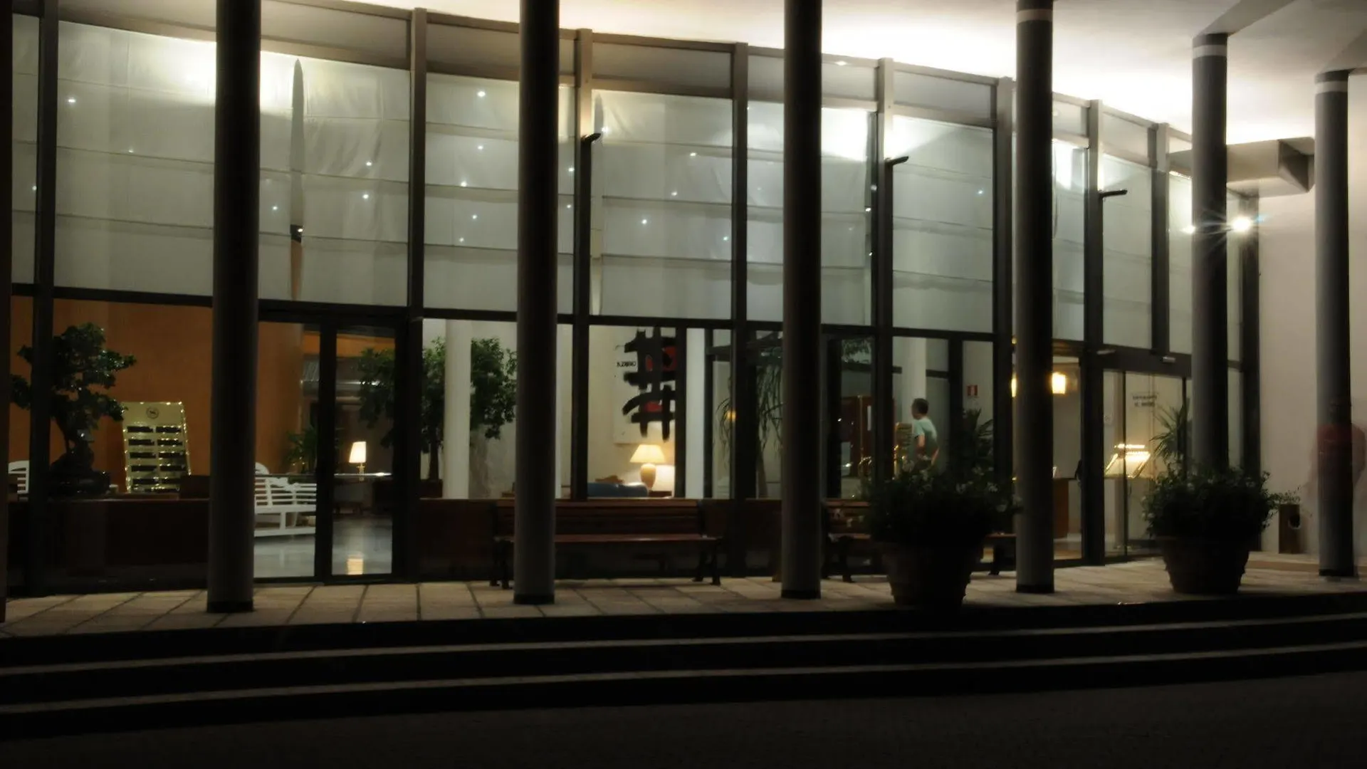 Flyon Hotel & Conference Center Bolonia